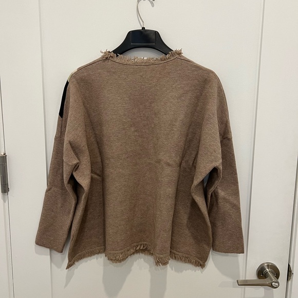 THML Sweater - Picture 3 of 3